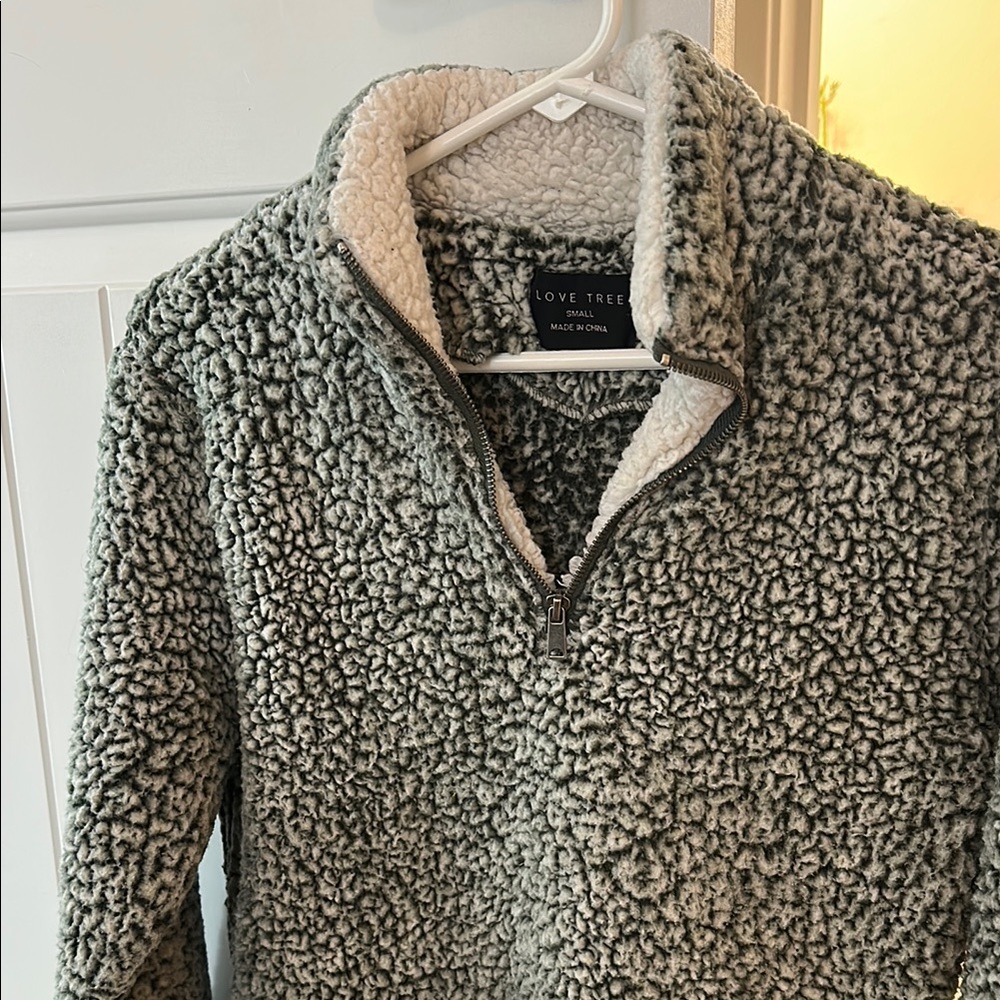 Love Tree Gray Sherpa Men's Sweater